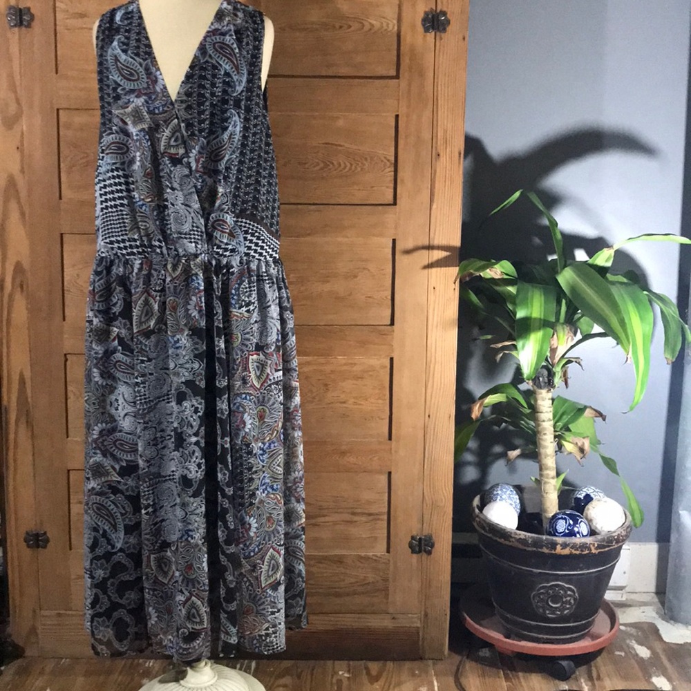 ASHRO Beautiful paisley and Floral dress size 24W